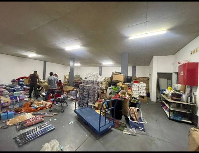 1,000M² WAREHOUSE TO LET IN ORMONDE